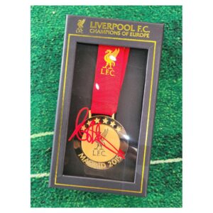 Andy Robertson signed Madrid 2019 Medal