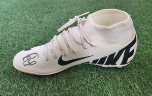 ROBIN VAN PERSIE SIGNED NIKE BOOT