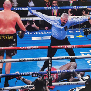 Tyson Fury Winner signed 16x12 photo